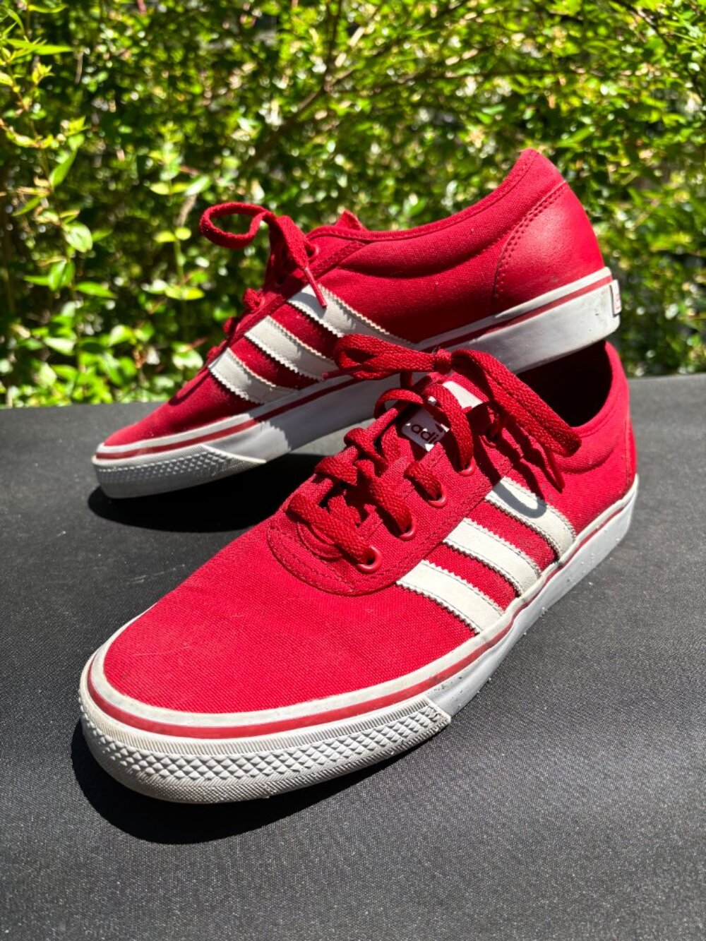 Red Canvas Adidas Men's Sneakers Size 9 GREAT CONDITION - Picture 4 of 12